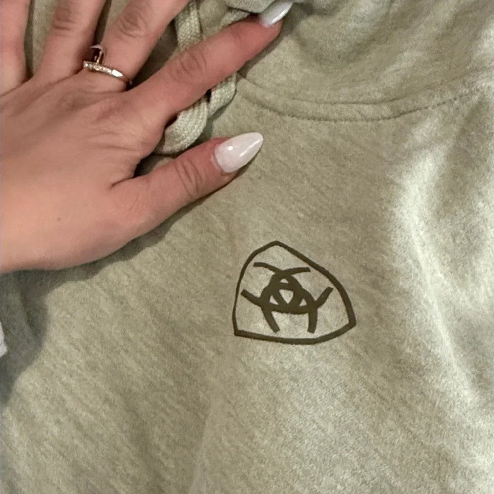 Ariat Light Green Hoodie - Picture 3 of 4